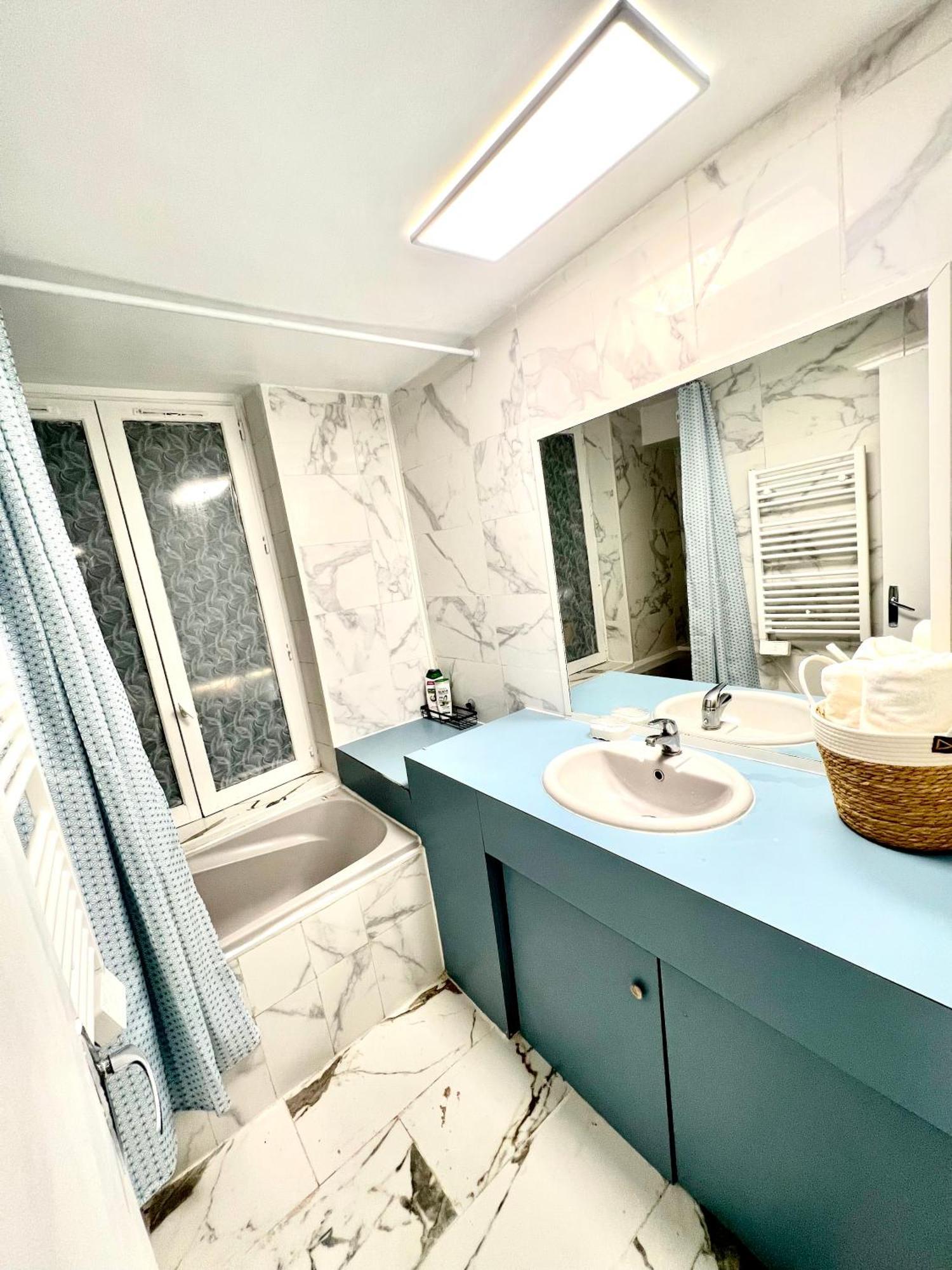 Appartement A Paris อีวรี-ซูร์-แซ็น ภายนอก รูปภาพ